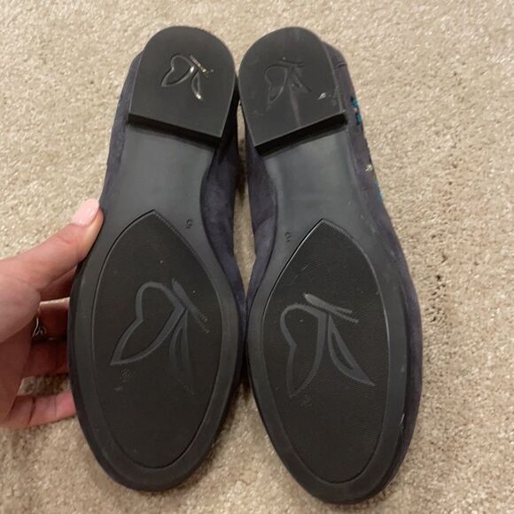 Caprice EMBROIDERED SUEDE BALLERINAS size 38 (7.5) - Picture 9 of 9